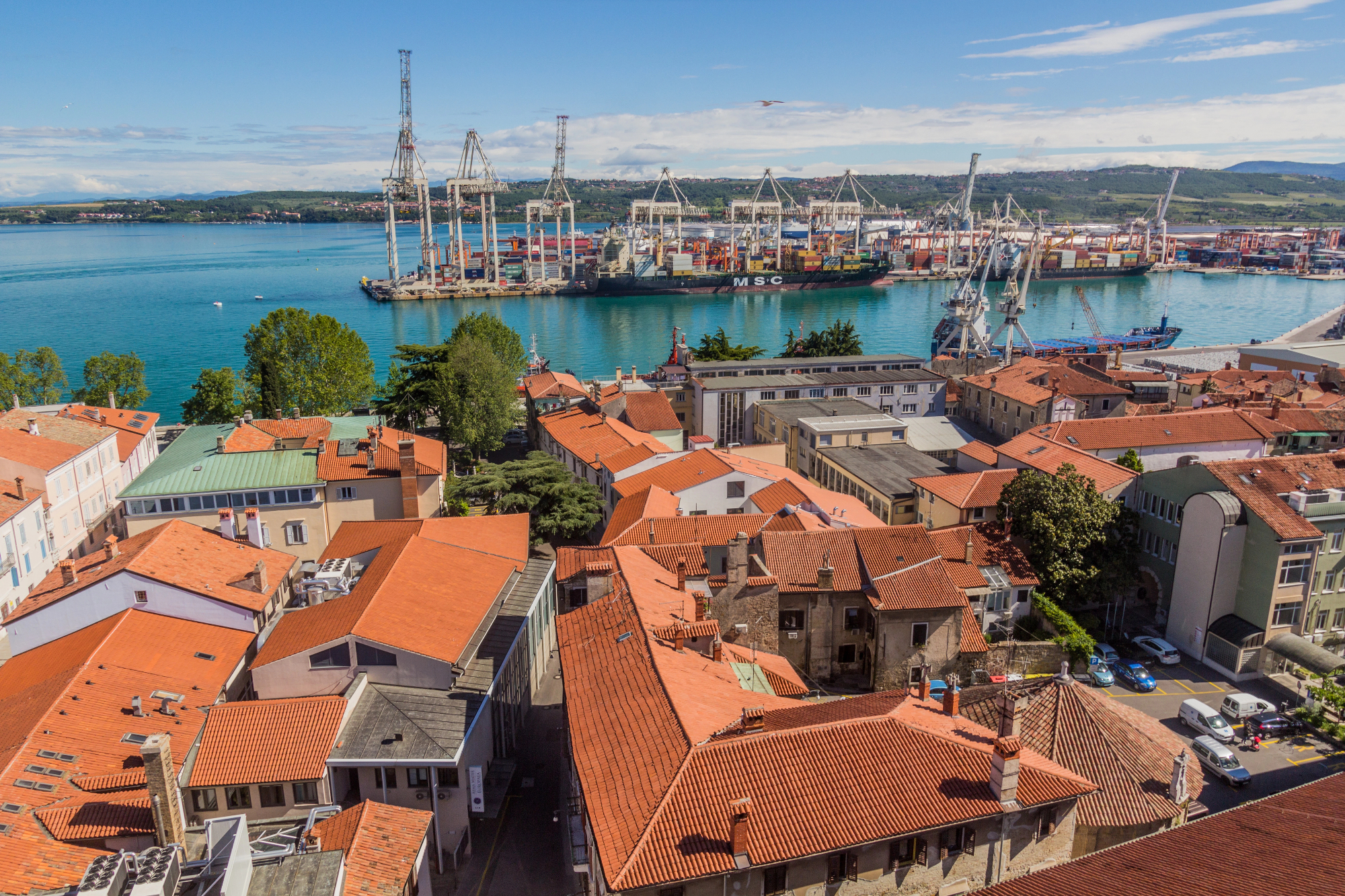 Luka Koper je tista, ki mestu daje moč, dinamiko in pomen.